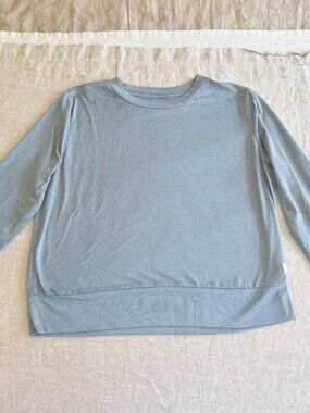 VUORI Halo Daydream Long Sleeve Crew - Blue Green Heather - Medium - EUC
